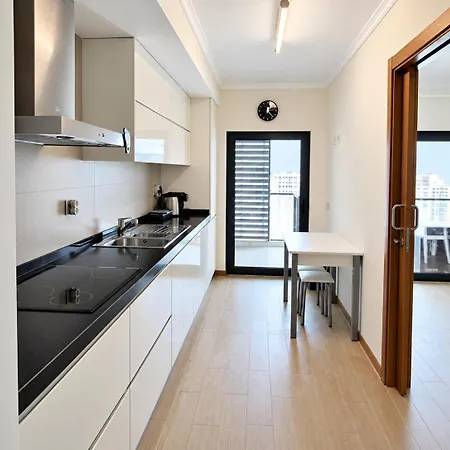T2 Luxury Rocha Prime