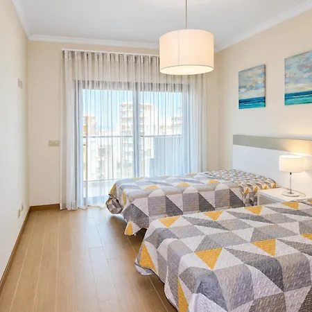 T2 Luxury Rocha Prime Апартаменты Портиман