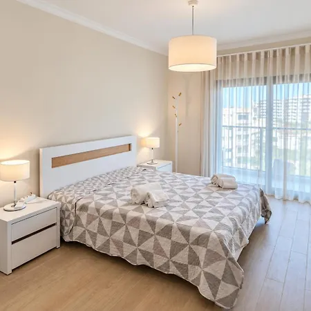 T2 Luxury Rocha Prime *